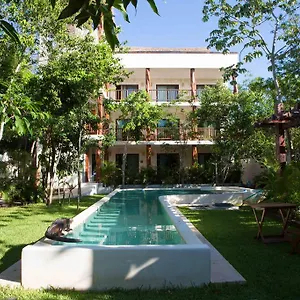 https://casa-tulum.allrivieramayahotels.com